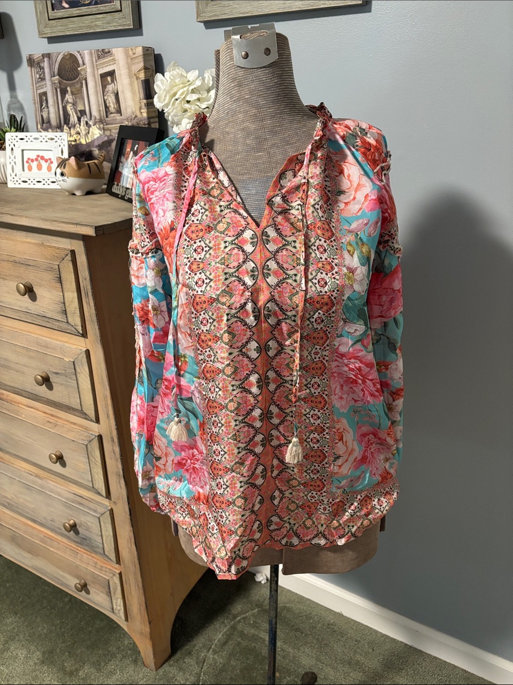 Johnny Was 100% Silk Rose Narcisa Pink Floral Split-Neck Long Sleeve Blouse